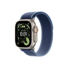 Apple Watch Ultra 3 GPS + Cellular – 49 mm-es natúr titántok, kék-élénkkék terep pánt – S/M (MEWR4QH/A)
