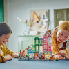 LEGO® Friends Apartmani i trgovine u Heartlake City (42670) LEGO® Friends Apartmani i trgovine u Heartlake City (42670)