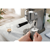 DeLonghi EC890.M Dedica Duo Manuális espresso kávéfőző, fém színű DeLonghi EC890.M Dedica Duo Manuális espresso kávéfőző, fém színű