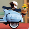 LEGO® Creator Expert Vespa 125 (10298) LEGO® Creator Expert Vespa 125 (10298)
