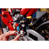 LEGO® Technic motocikl Ducati Panigale V4 S (42202) LEGO® Technic motocikl Ducati Panigale V4 S (42202)