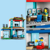LEGO® City Mentő járművek központja (60371) LEGO® City Mentő járművek központja (60371)