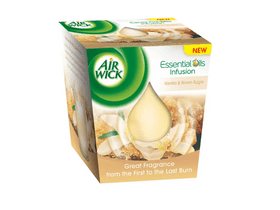 Air Wick illatgyertya vanília és barnacukor, 105g Air Wick illatgyertya vanília és barnacukor, 105g
