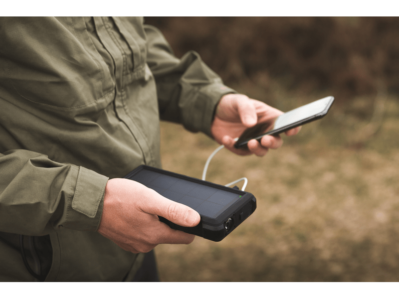 Sandberg 420-38 Kültéri napelemes 24000 mAh Powerbank