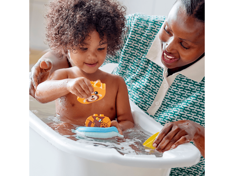 LEGO® DUPLO® Vidám fürdetéshez: úszó vörös panda (10964)