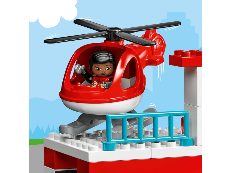 LEGO® DUPLO® Tűzoltóállomás és helikopter (10970)
