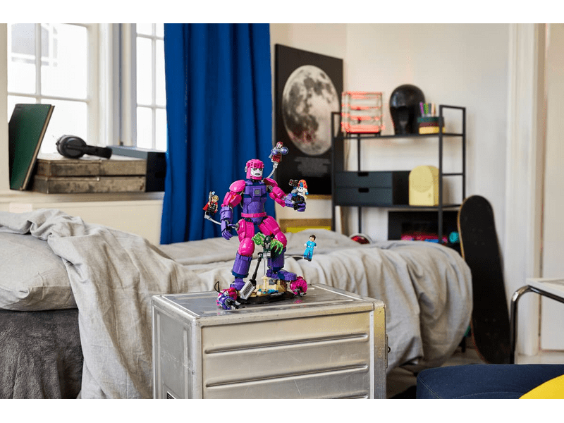 LEGO® Marvel Hősies küzdelem: Bosszúállók: Doctor Doom ébredése (76348)