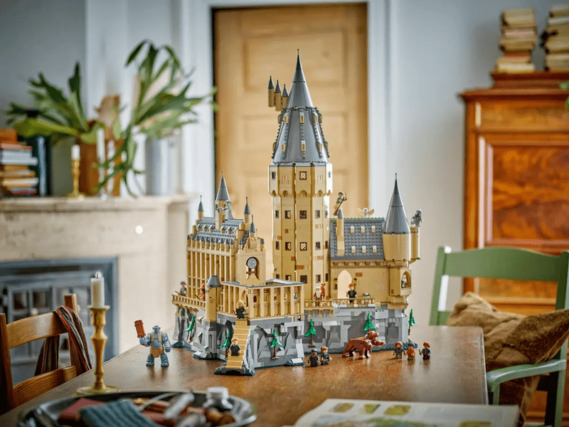 LEGO® Harry Potter™ Dvorac Hogwarts™: Središnji toranj (76454)