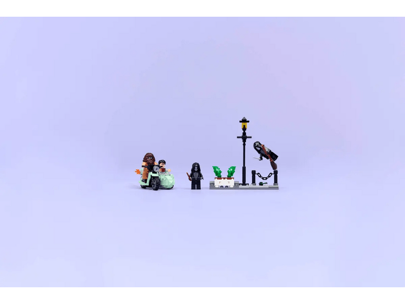 LEGO® Harry Potter™ Hagrid™ és Harry menekülése a Privet Drive-ról (76459)