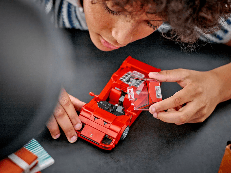 LEGO® Speed Champions Ferrari F40 Sportski automobil (76934)