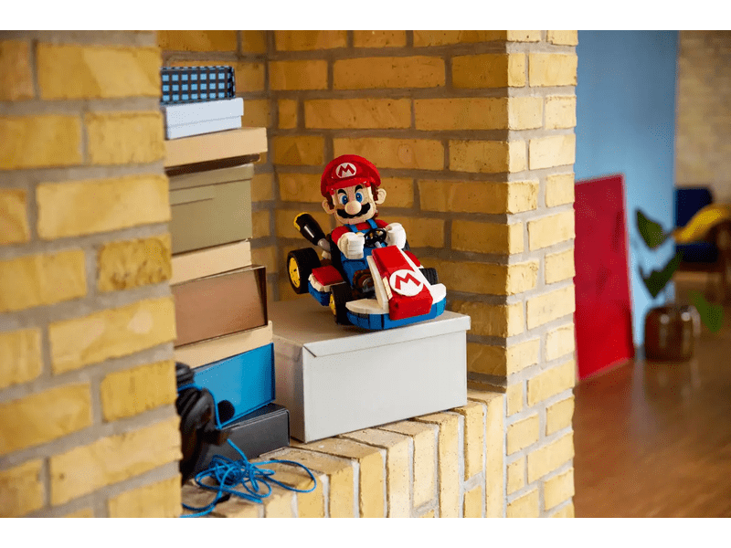 LEGO® Mario Kart™: Mario & Standard Kart (72037)