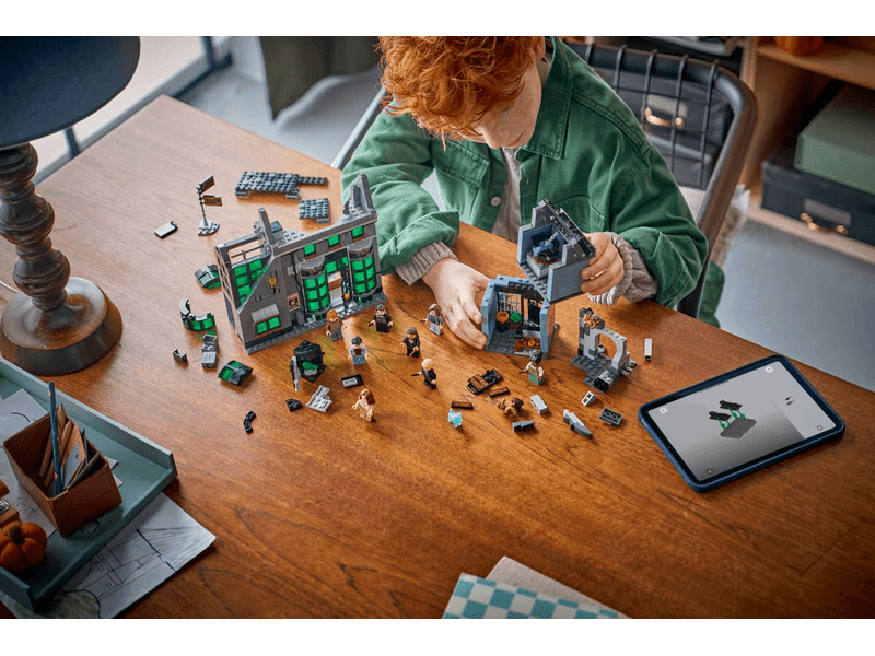 LEGO® Harry Potter™ A Zsebpiszok köz™ varázslóboltjai (76471)