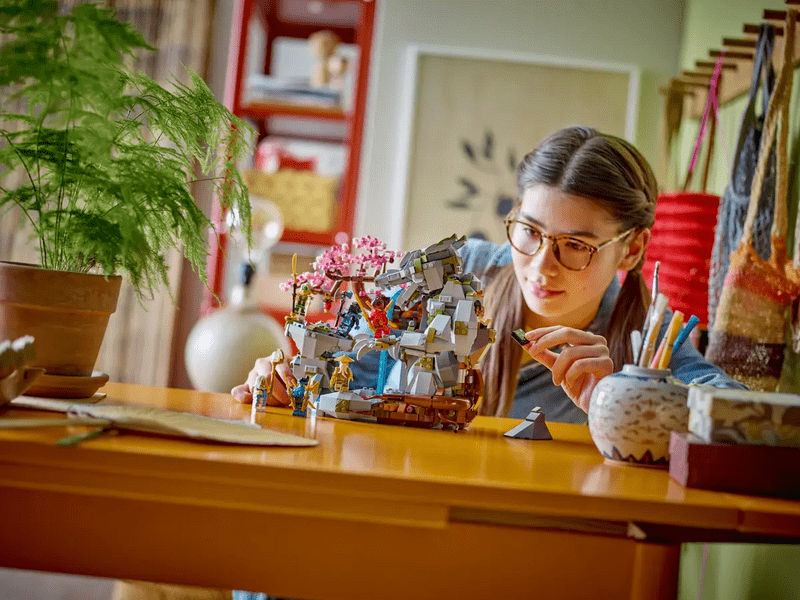 LEGO® Ninjago® Dragonstone Sanctuary (71819)