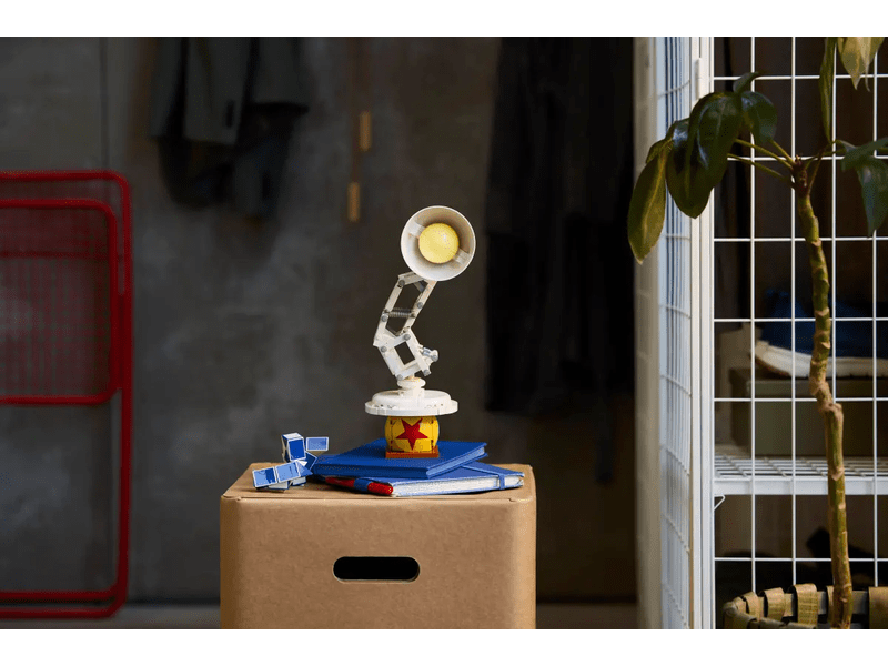 LEGO® Ideas ǀ Disney Pixar Luxo Jr. (21357)