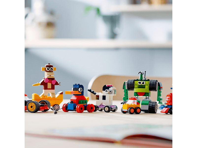 LEGO® Classic Kockák és járművek (11014)