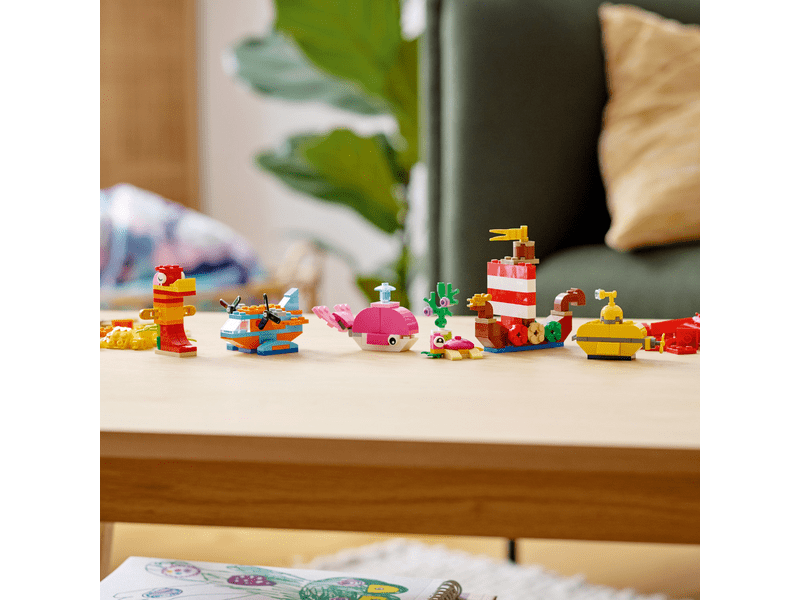 LEGO® Classic Kreatív óceáni móka (11018)