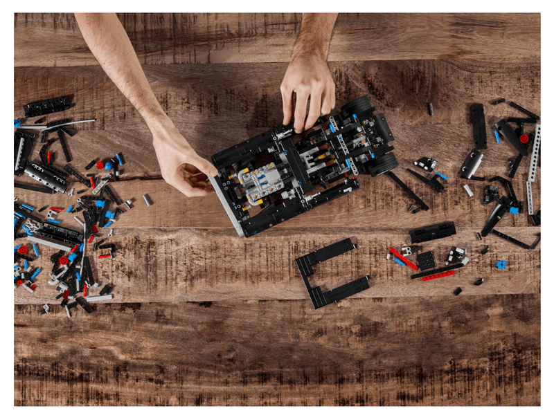 LEGO® Technic™ Dom's Dodge Charger (42111)