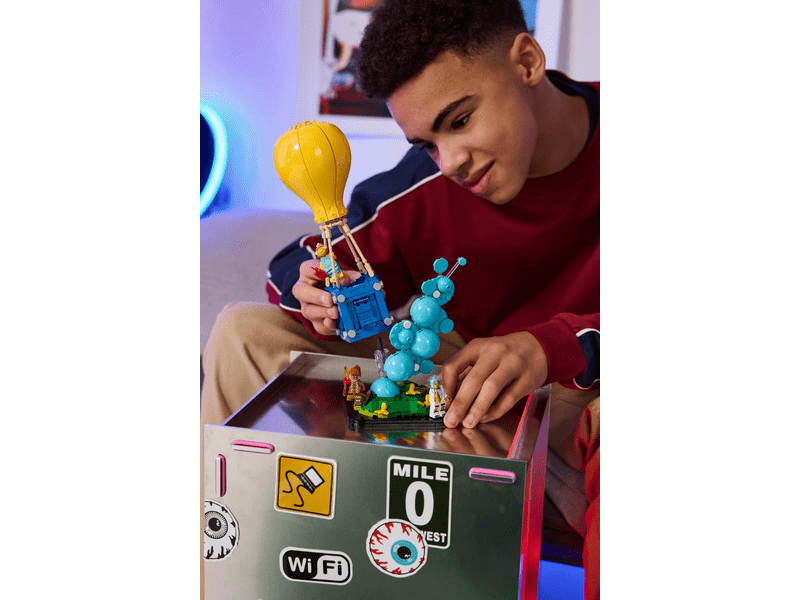 LEGO® Fortnite® Supply Drop (77080)