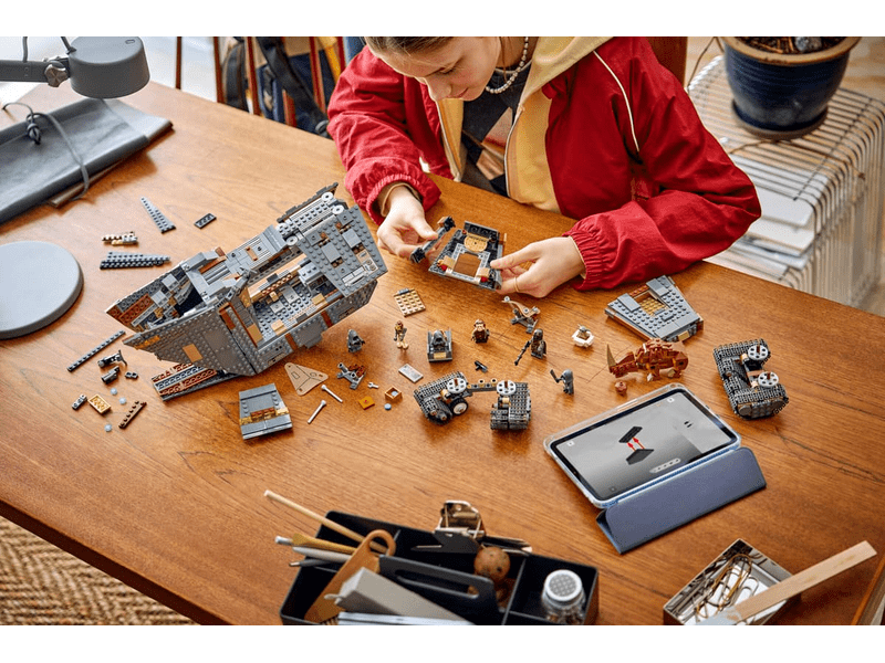 LEGO® Star Wars™ Offworld homokkúszó és Mudhorn (75453)