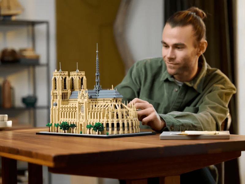 LEGO 21061 A párizsi Notre-Dame