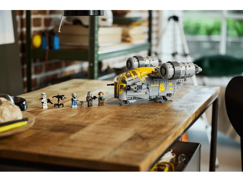 LEGO® Star Wars™ Razor Crest™ (75447)