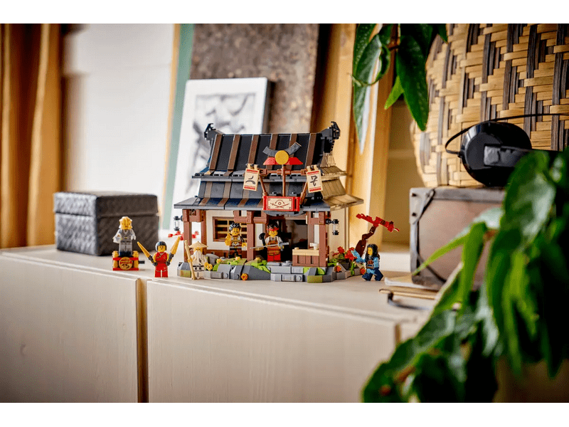 LEGO® Ninjago® Négy Fegyver Kovácsműhely, 15. évforduló (71858)