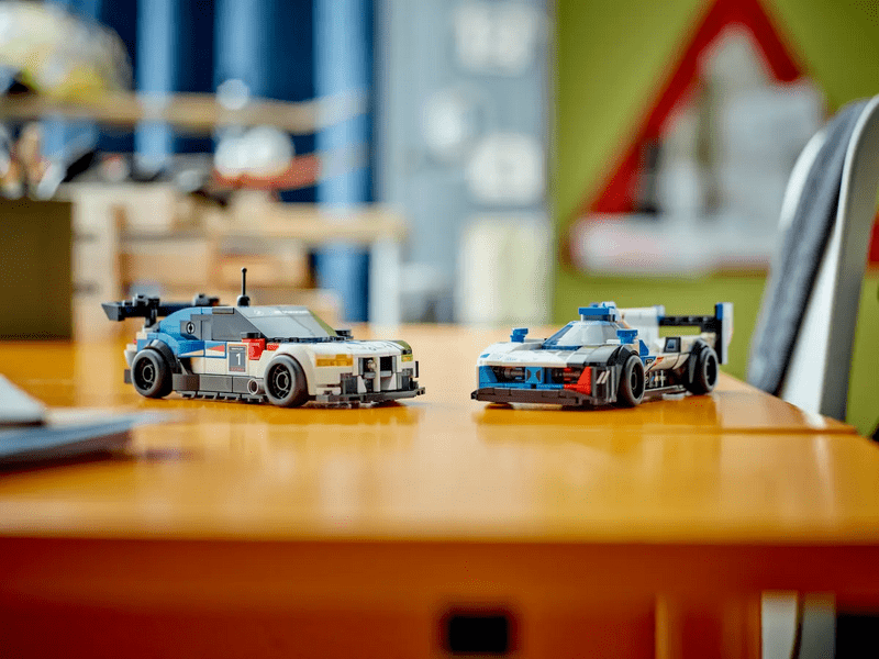 LEGO® Speed Champions BMW M4 GT3 i BMW M Hybrid V8 trkaći automobili (76922)