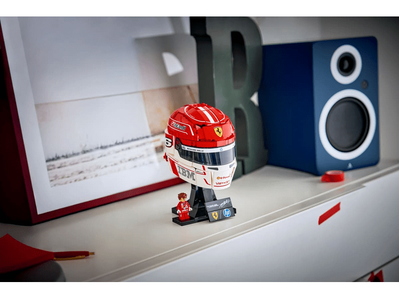 LEGO® Editions Scuderia Ferrari HP Charles Leclerc sisakja (43014)