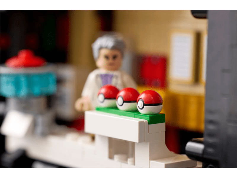 LEGO® Pokémon™ Ikonikus Trénerpillanatok Pokélabda (72154)