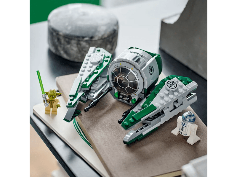 LEGO® Star Wars™ Yoda Jedi Starfighter™-e (75360)