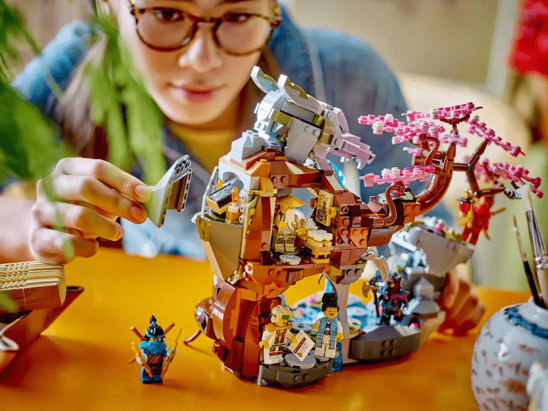 LEGO® Ninjago® Dragonstone Sanctuary (71819)