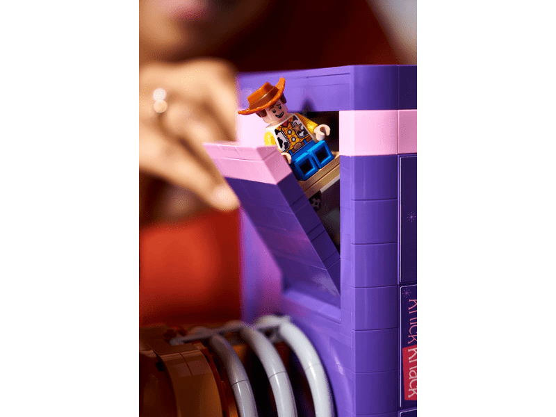 LEGO® Disney és Pixar Toy Story: Slinky kutya könyvtámasz (43301)