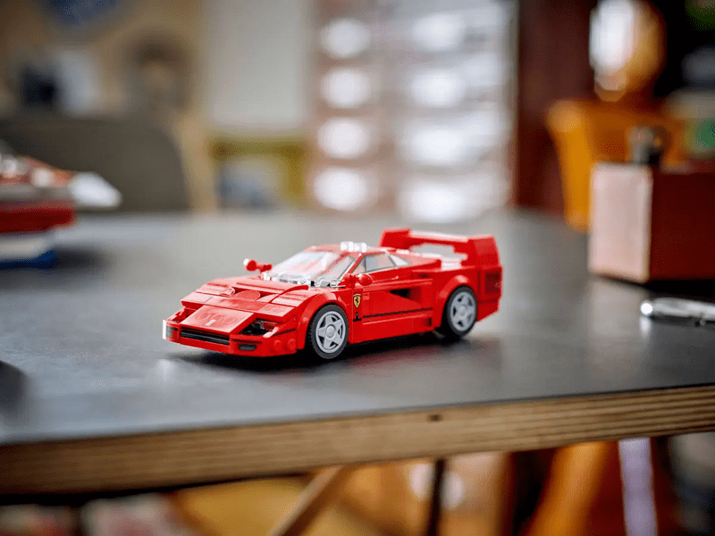 LEGO® Speed Champions Ferrari F40 Sportski automobil (76934)