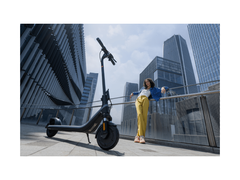 Segway Ninebot E2 E II Elektromos roller (AA.05.14.01.0004)