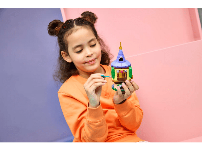 LEGO® Disney Princess Aranyhaj minitornya (43294)