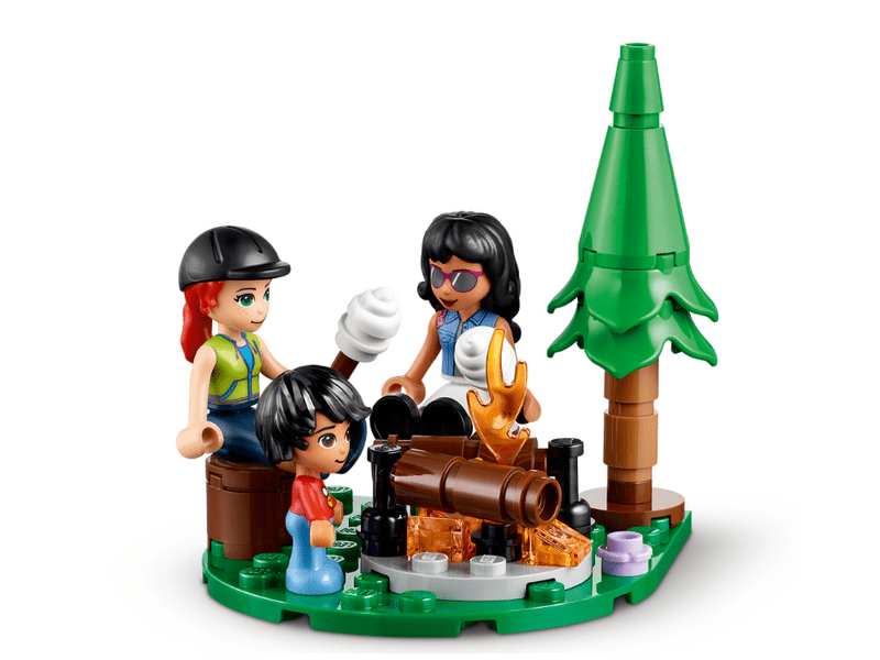LEGO® Friends Erdei lovaglóközpont (41683)