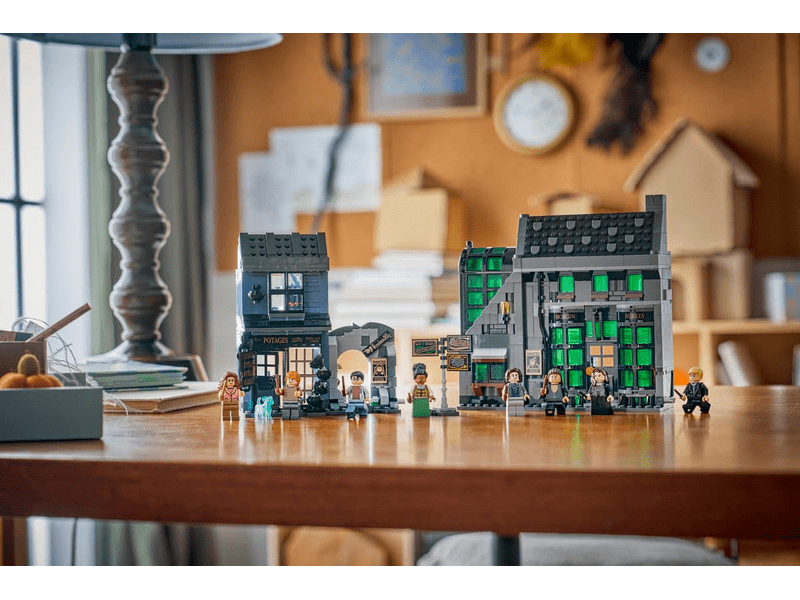 LEGO® Harry Potter™ A Zsebpiszok köz™ varázslóboltjai (76471)