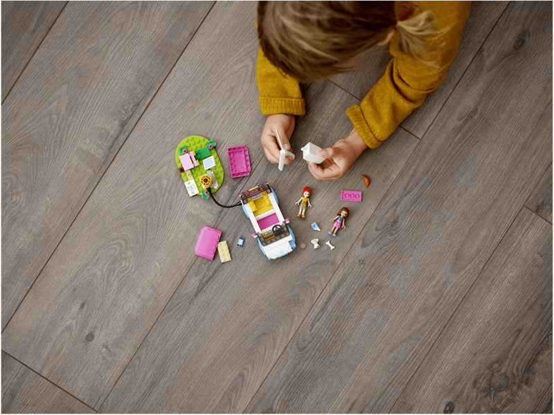 LEGO® Friends Olivia elektromos autója (41443)