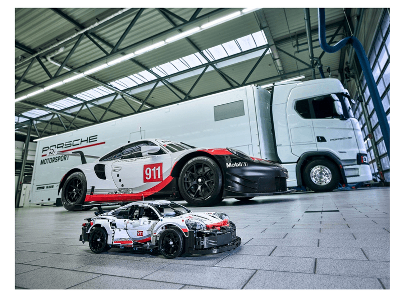 LEGO® Technic™ Porsche 911 RSR (42096)