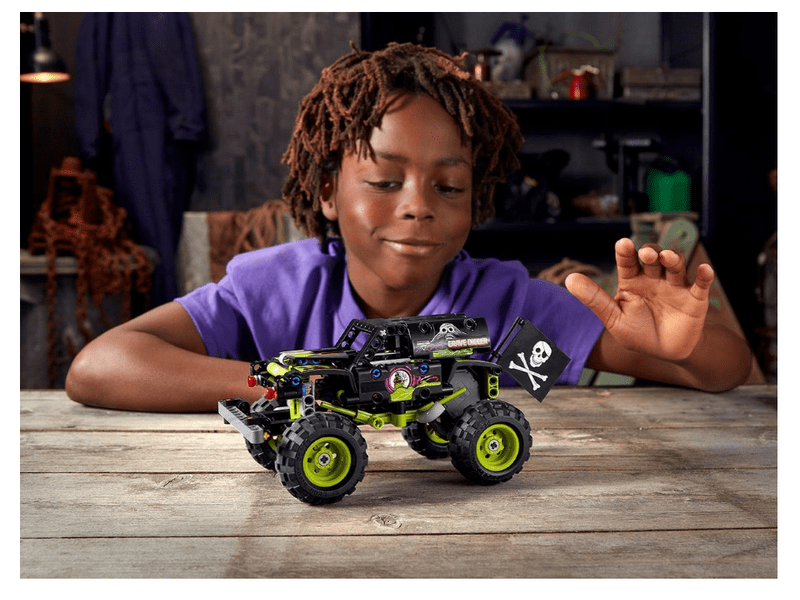 LEGO® Technic™ Monster Jam™ Grave Digger™ (42118)
