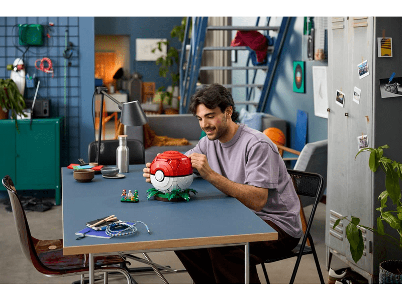 LEGO® Pokémon™ Ikonikus Trénerpillanatok Pokélabda (72154)