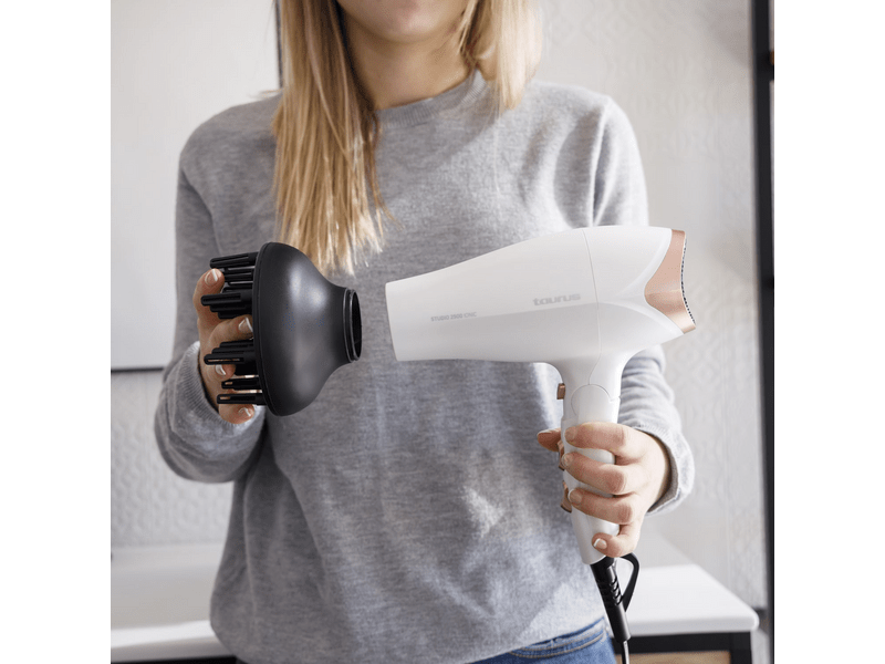 Taurus Studio 2500 Ionic Hajszárító