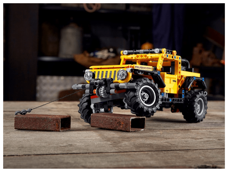 LEGO® Technic™ Jeep® Wrangler (42122)