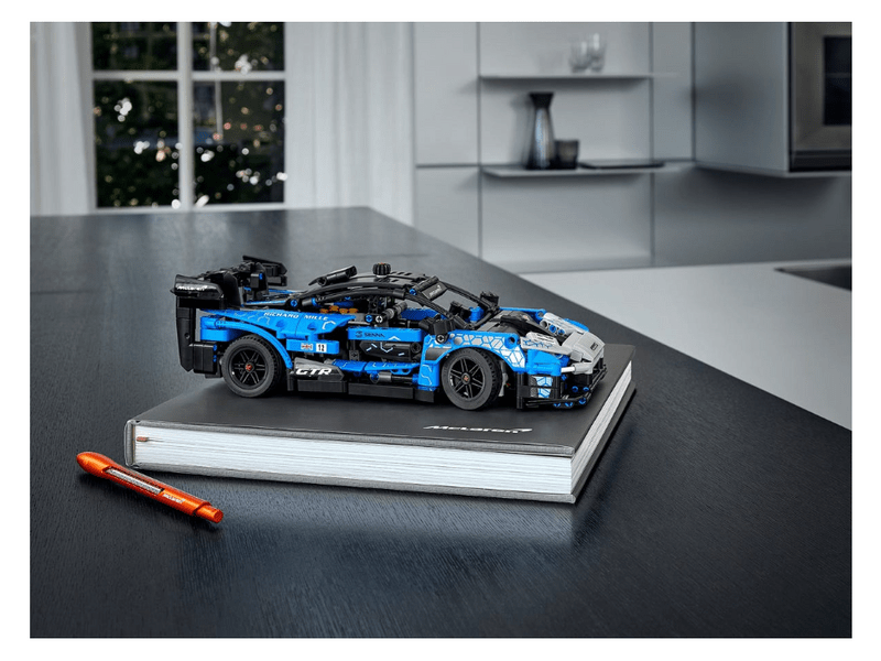 LEGO® Technic™ McLaren Senna GTR™ (42123)