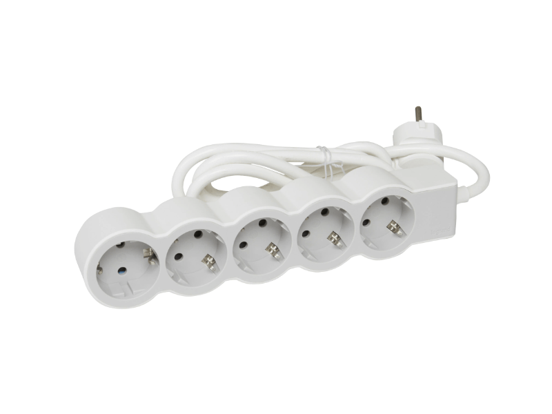 Legrand 694571 5x2P+F Standard ötös elosztó, 5m, 16 A