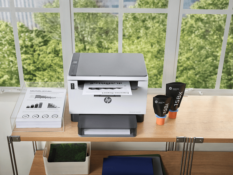 HP Color LaserJet Pro 3202dn laserski pisač u boji (8D7L0A)