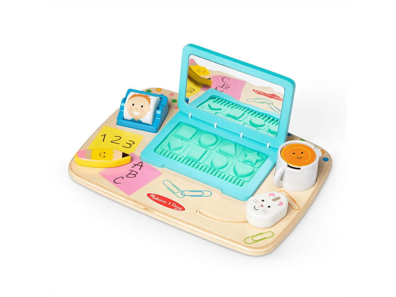 Melissa & Doug 30753 Fa asztali laptop kiegészítőkkel