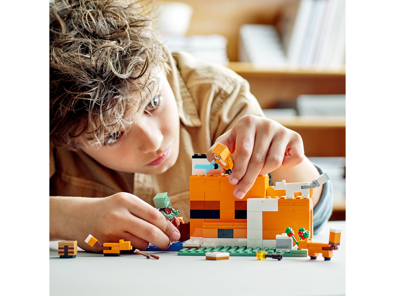 LEGO Minecraft A rókaházikó