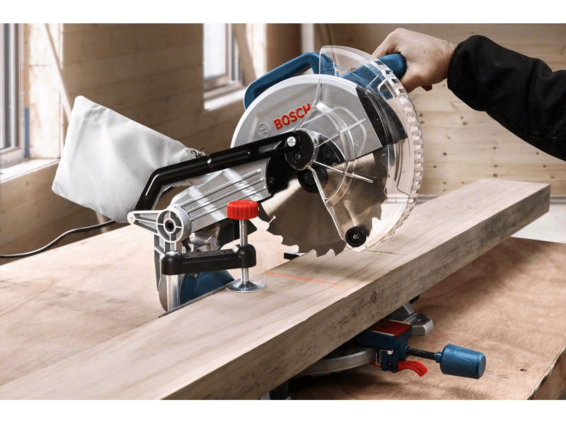 Bosch GCM 216 poprečna i kutna pila (0601B33000)