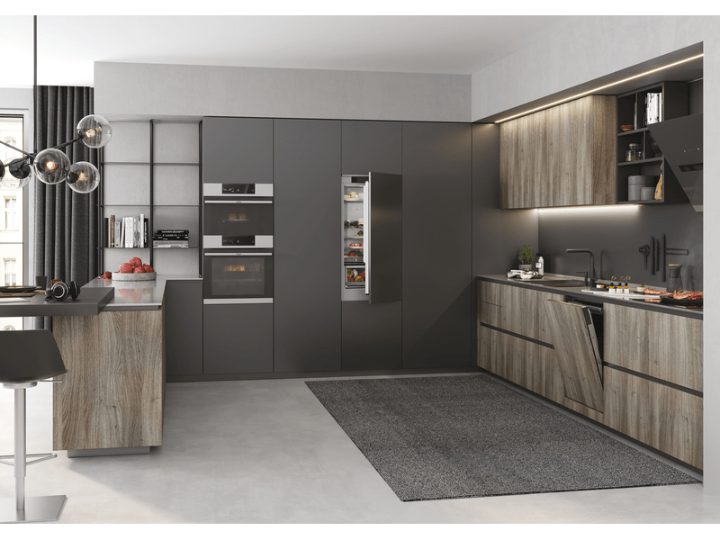 Haier HBW5518E Beépíthető kombinált hűtőszekrény